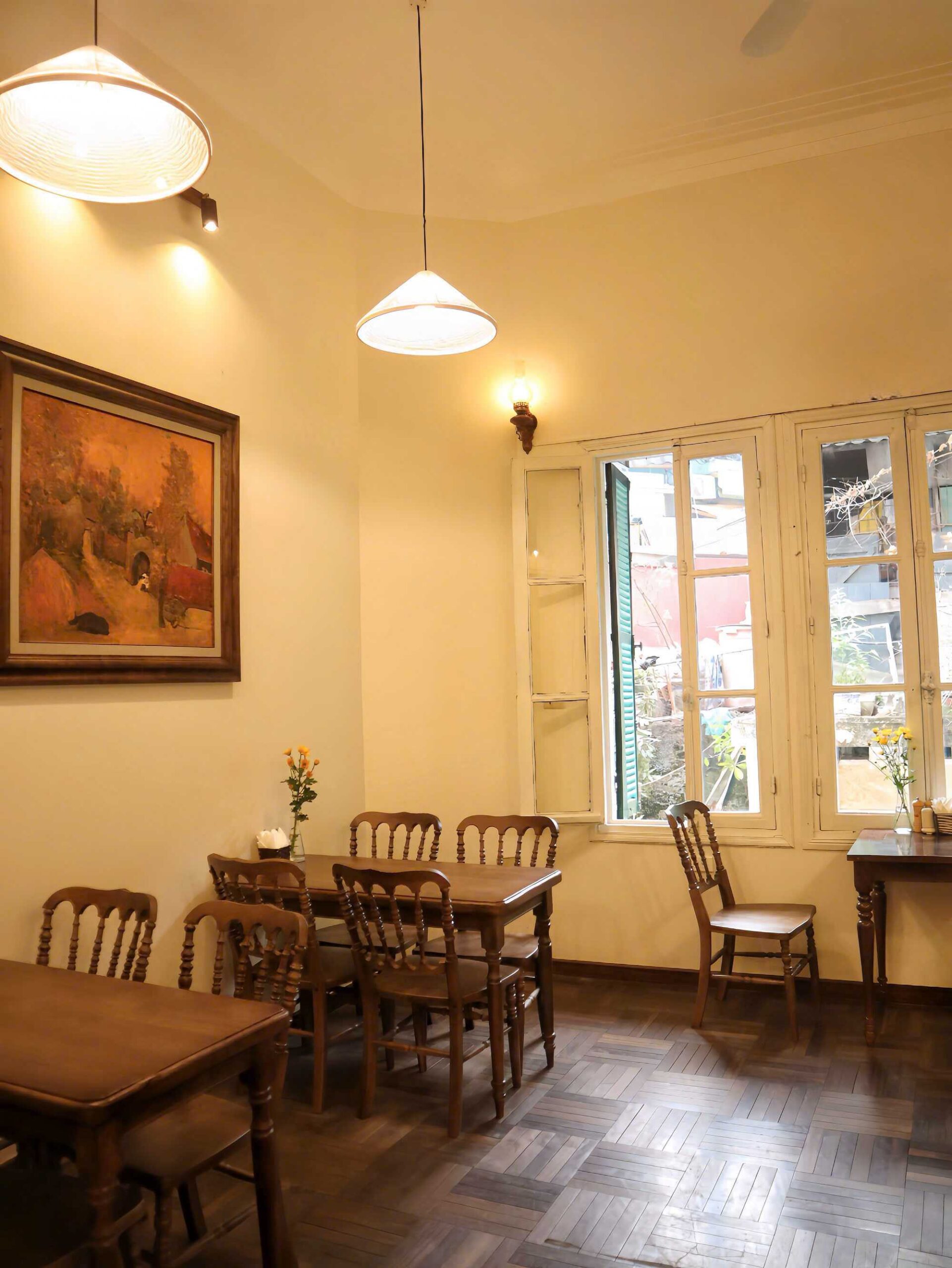 Khi chủ nhà hàng tự gõ tên quán của mình trên Google