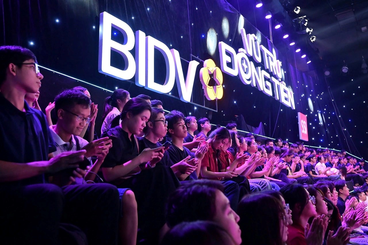 Sinh viên hào hứng tham gia các màn thử sức ngay tại trường quay